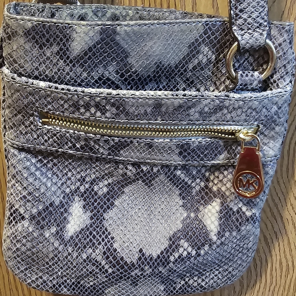Micheal Kors Leather Crossbody Hammit Tony In Snake Embossed Pattern Excellent C - Picture 4 of 4